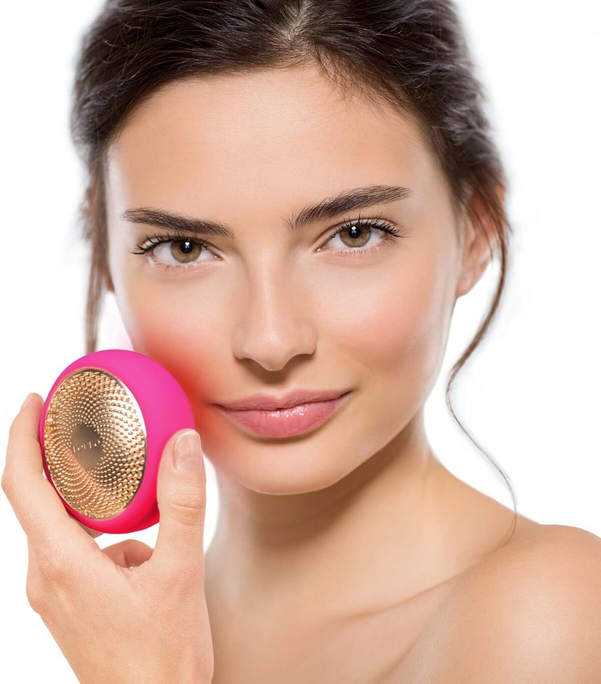 Test du masque led Foreo Ufo : soin visage lumineux fuchsia