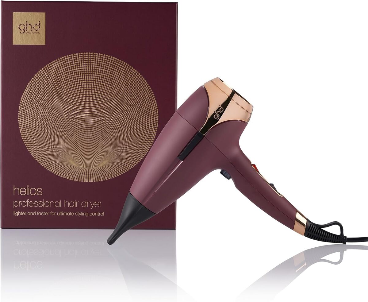 Test du puissant sèche-cheveux ghd helios pour des cheveux brillants