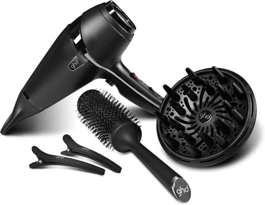 Test : ghd Air Premium, le sèche-cheveux noir à la pointe