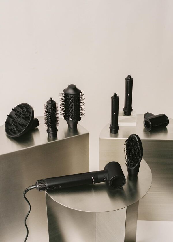 CREATE/ION STYLER PRO ADVANCE/Brosse soufflante ionique 8 en 1 en céramique noire/Moteur DC sans balais, 2 vitesses, 8 accessoires, 3 températures, fonction air froid, étui de rangement, 1400W