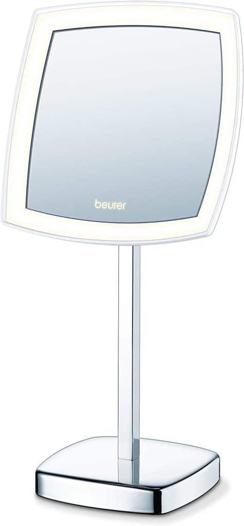 Test du miroir sur pied Beurer BS 99 à LED