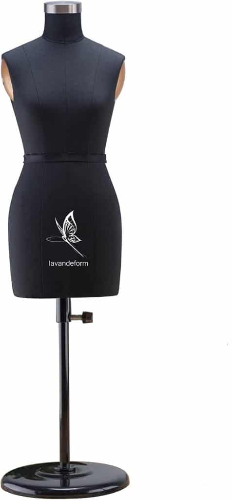 Test : mannequin miniature Lavandeform demi-taille noir
