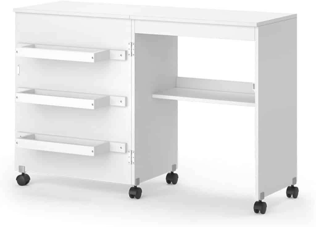 Test : table de couture Vicco Carmen avec étagères