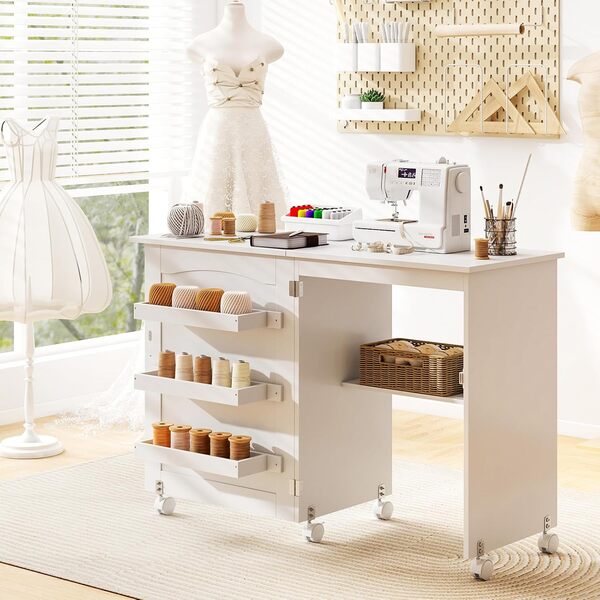 GIANTEX Table de Couture Pliante, Meuble Machine à Coudre avec 4 Étagères pour Travaux Manuels, 5 roulettes, Armoire Couture avec Rangement pour Petits Espaces (118,5 x 40 x 79,5 cm, Blanc)