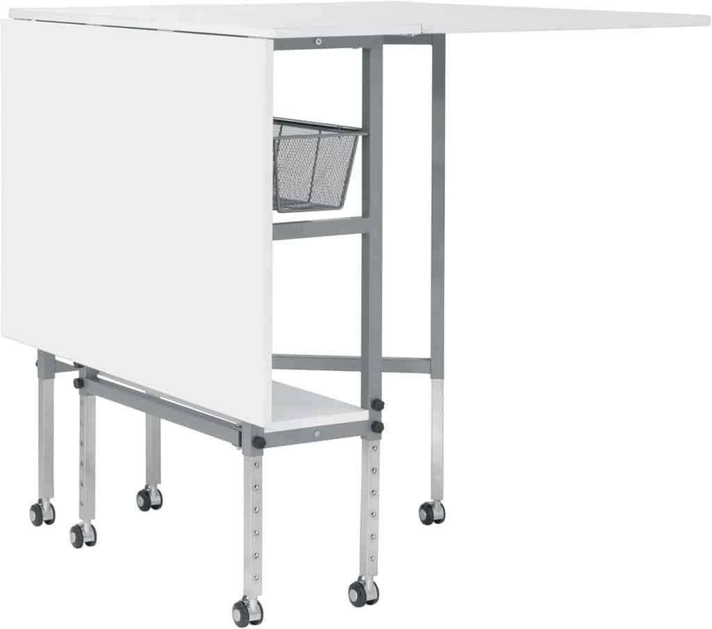 Test de la table de couture Sew Ready argent/blanc ajustable
