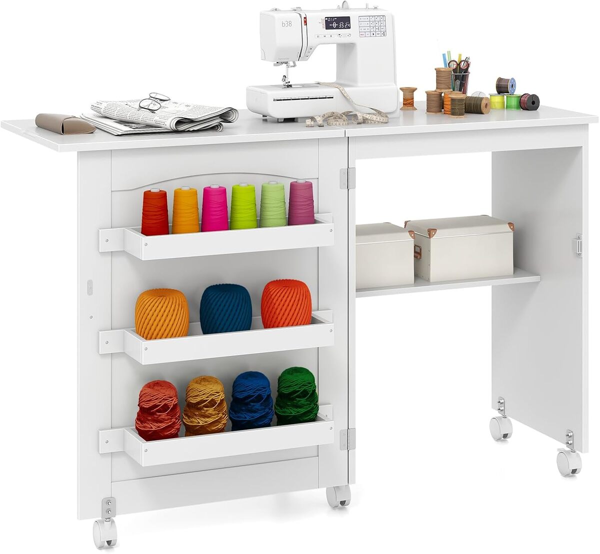 Test : table de couture Costway pliante avec étagères et roulettes