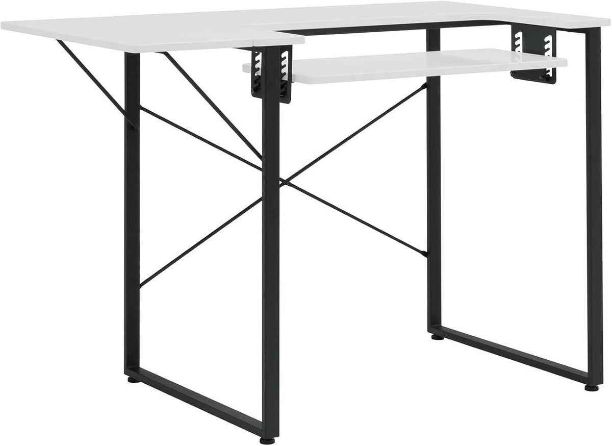 Test : table de couture Sewing Online, modèle 13405