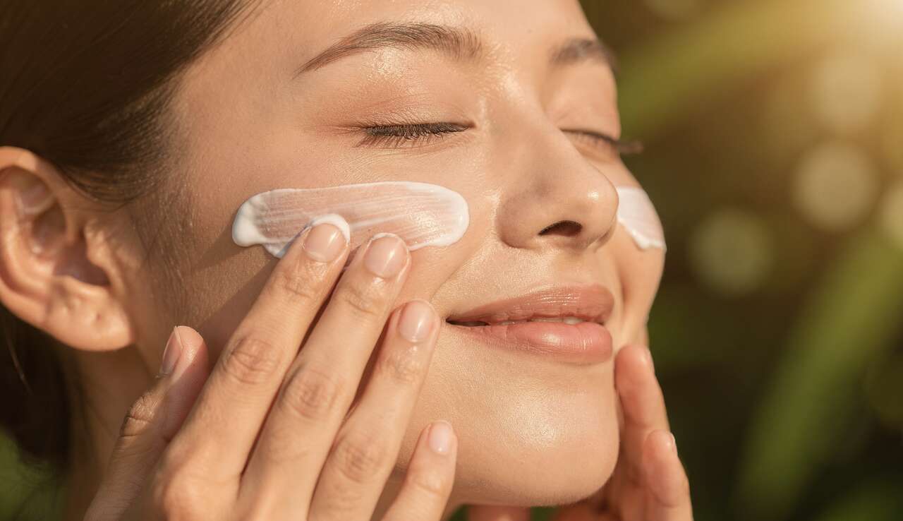 Préparer sa peau pour le soleil : astuces essentielles