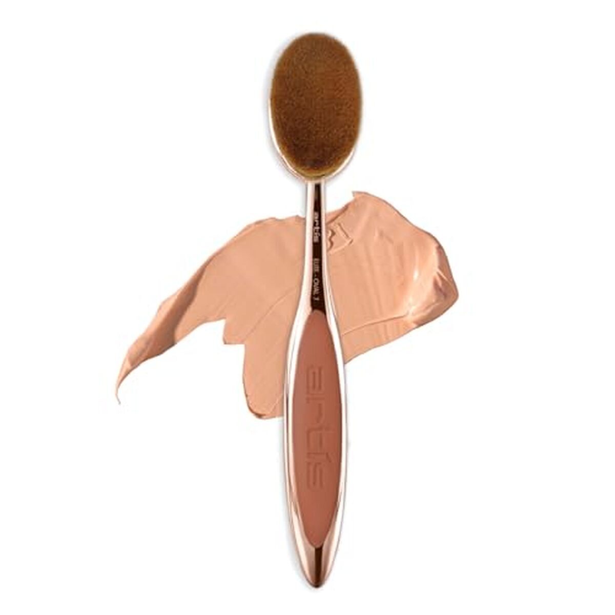 Test du pinceau oval Artis Elite Oval 7 : un fond de teint parfait