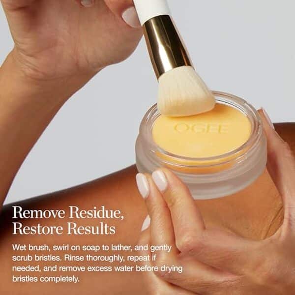 Découvrez notre test complet du nettoyant bio Ogee pour pinceaux de maquillage : efficacité, composition naturelle et résultats détaillés pour des brosses impeccables.