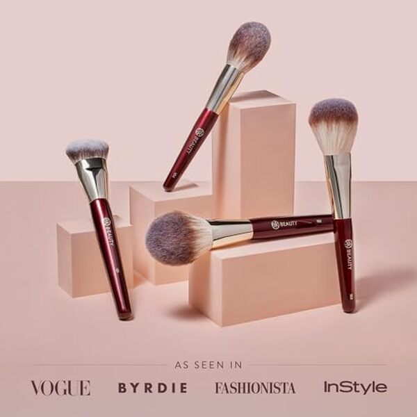 Découvrez notre avis détaillé sur le lot de 4 pinceaux visage BK beauty essentials : des brosses douces, respectueuses de l'environnement et parfaites pour votre routine beauté quotidienne. 