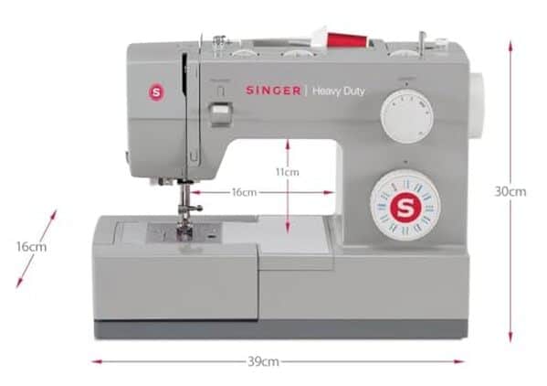 Découvrez la Singer 4423, la machine à coudre robuste et puissante idéale pour coudre tous types de tissus. Avis, caractéristiques et performances.