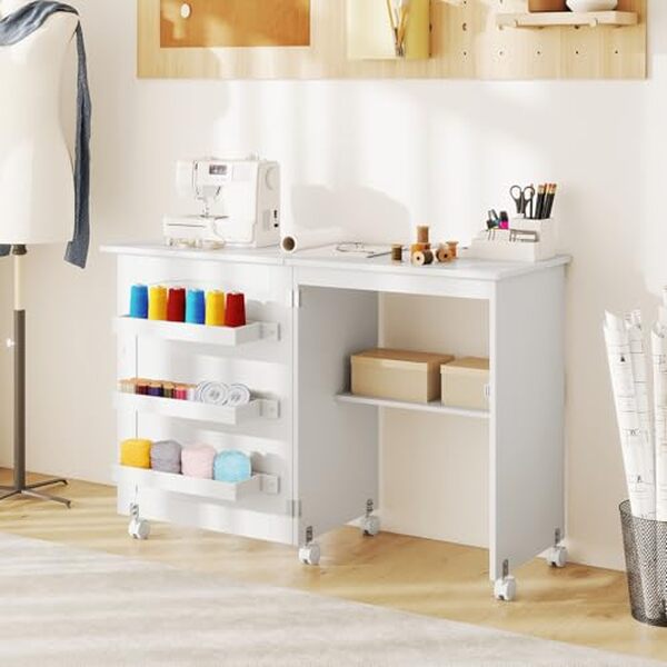 Découvrez notre test détaillé de l'armoire à couture pliante Costway avec étagères et roulettes. Avis, caractéristiques et avantages pour bien organiser votre matériel de couture. 